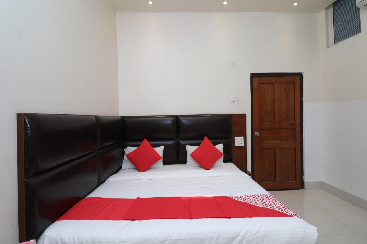 Oyo Hotel Ashoka International Kanpur Exteriör bild