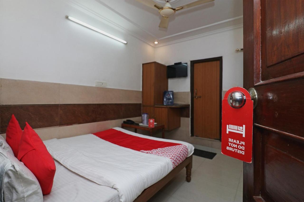 Oyo Hotel Ashoka International Kanpur Exteriör bild